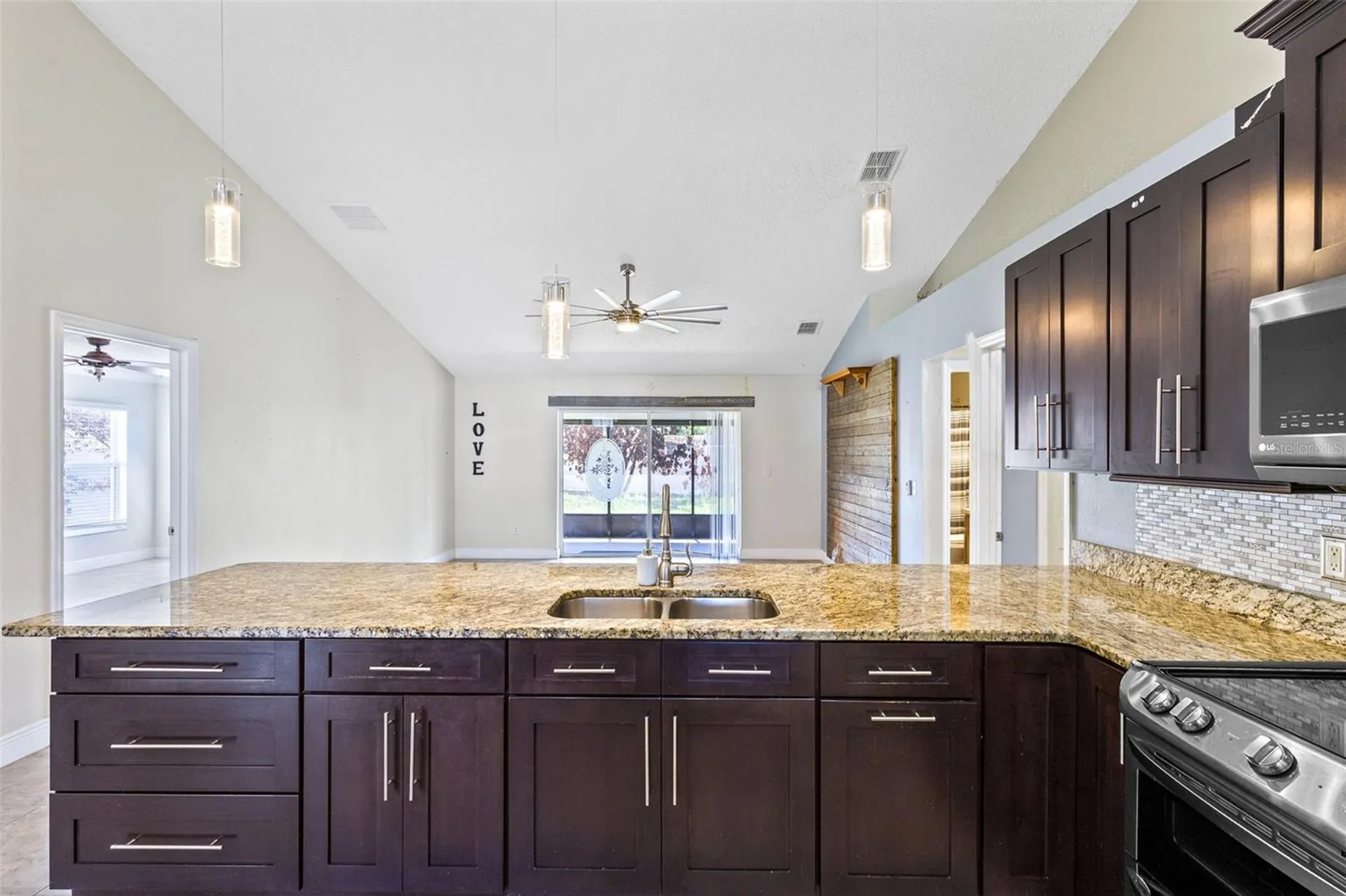 853 Franconville Court Kissimmee FL 34759