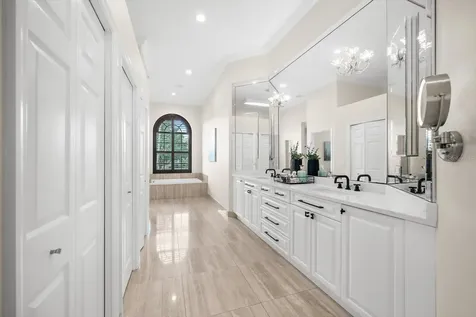 1560 Canopy Oaks Boulevard Palm Harbor FL 34683