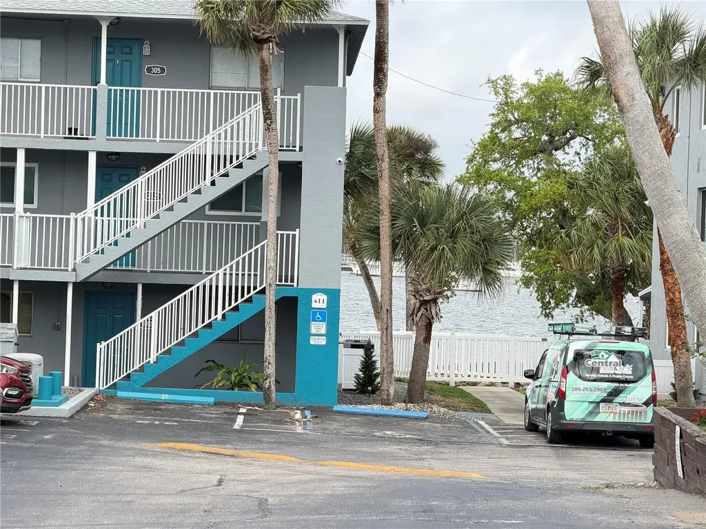 411 N Halifax Avenue Daytona Beach FL 32118