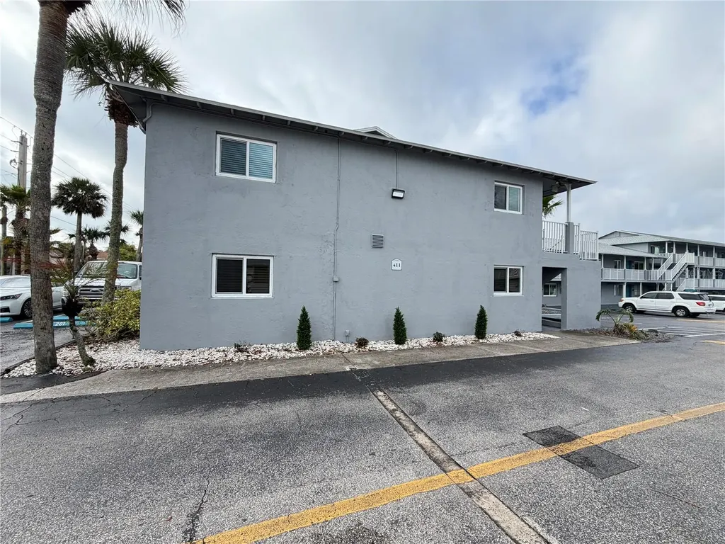 411 N Halifax Avenue Daytona Beach FL 32118