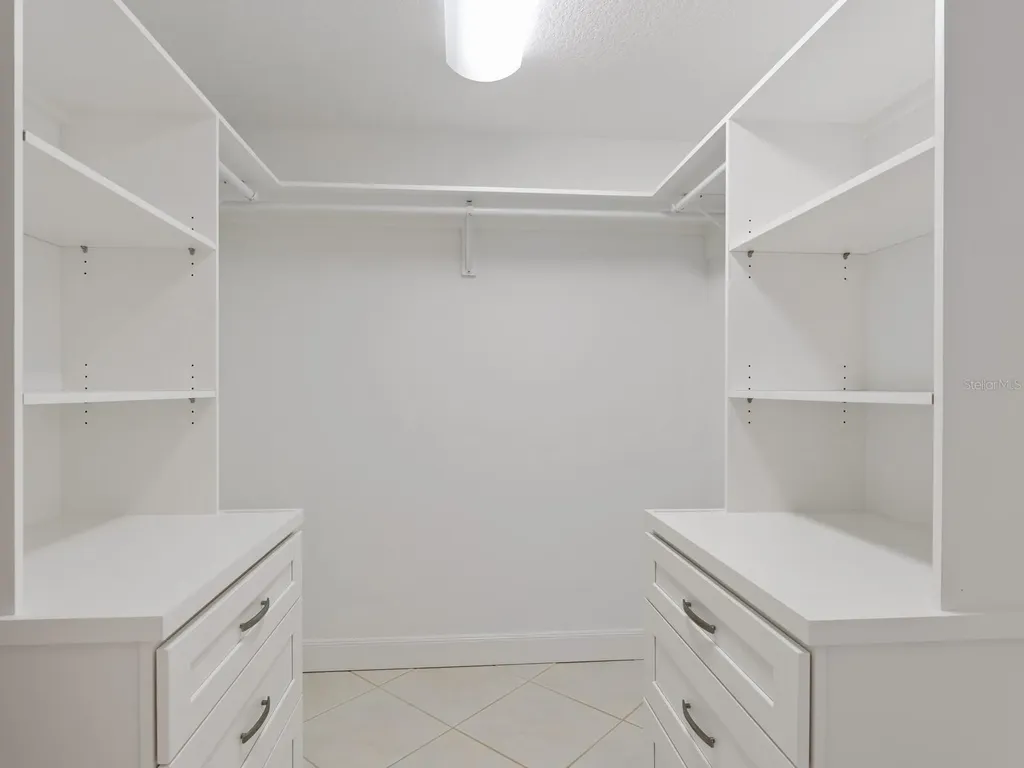 1511 Gulf Of Mexico Drive Longboat Key FL 34228