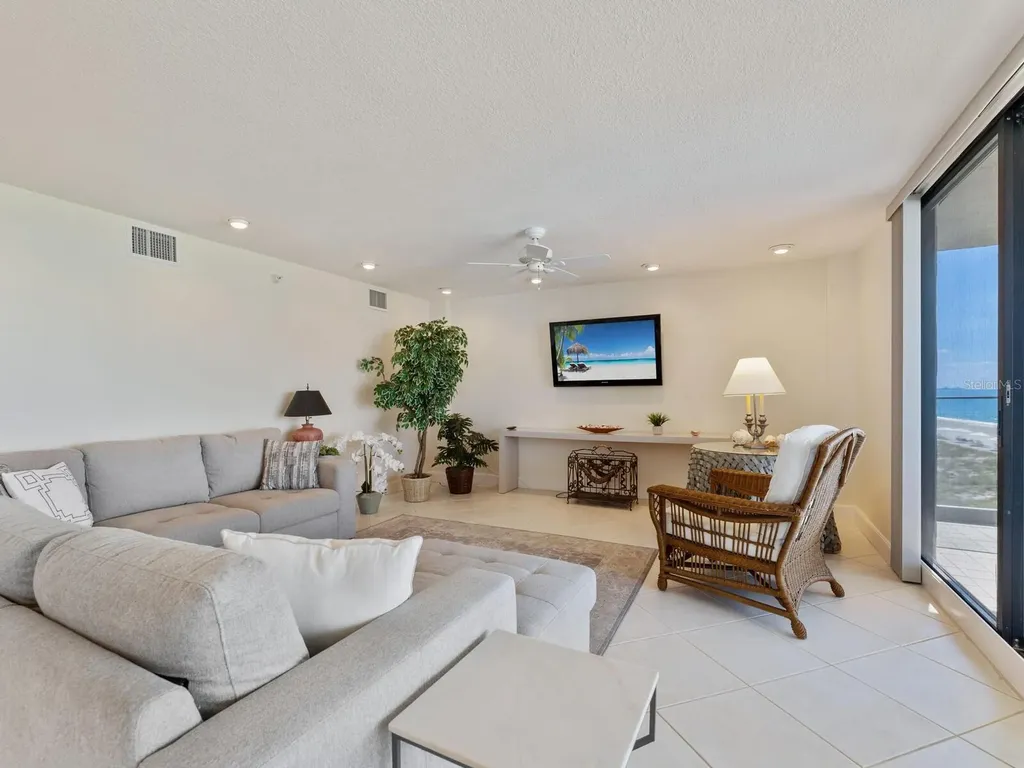 1511 Gulf Of Mexico Drive Longboat Key FL 34228
