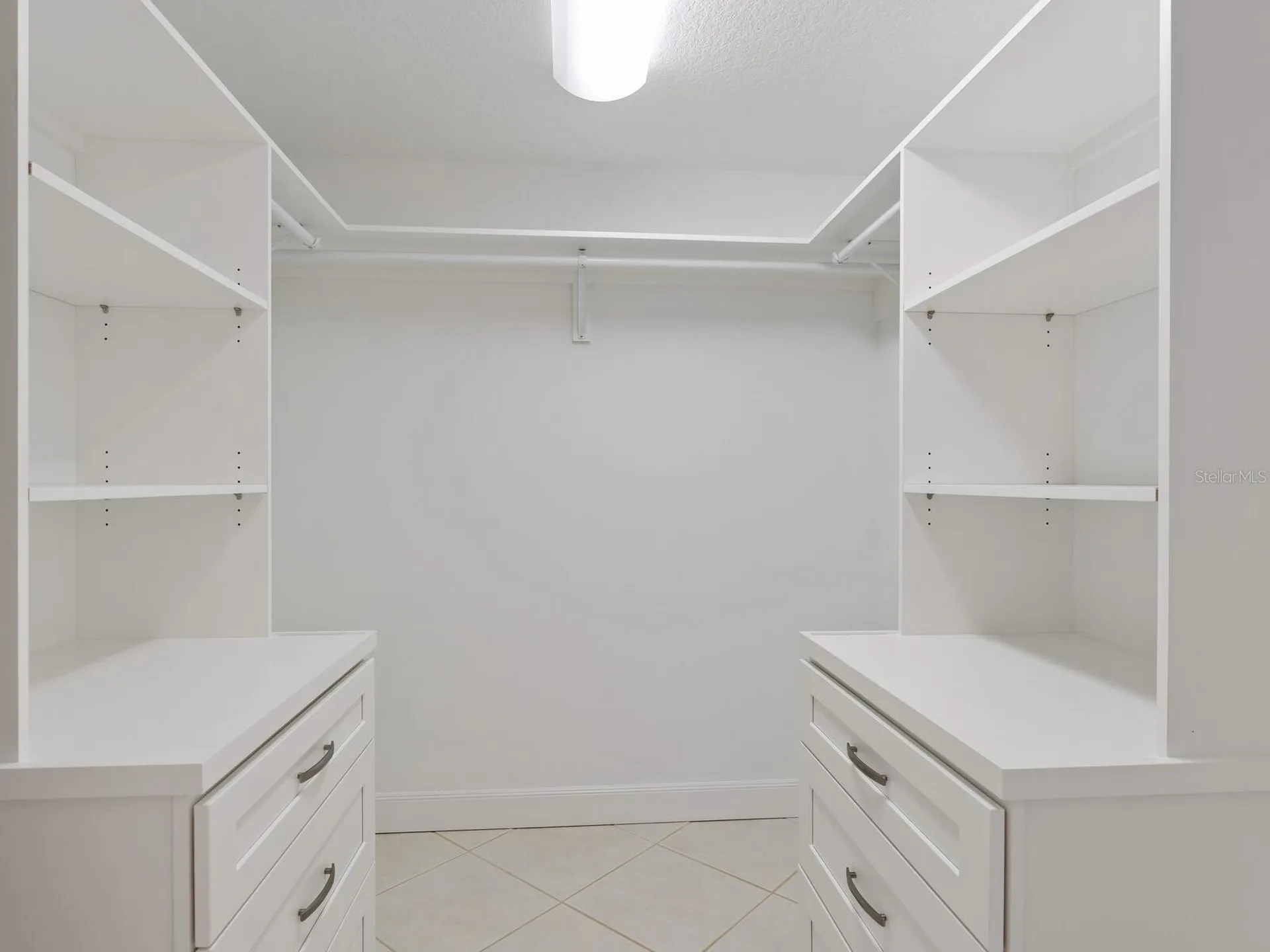 1511 Gulf Of Mexico Drive Longboat Key FL 34228