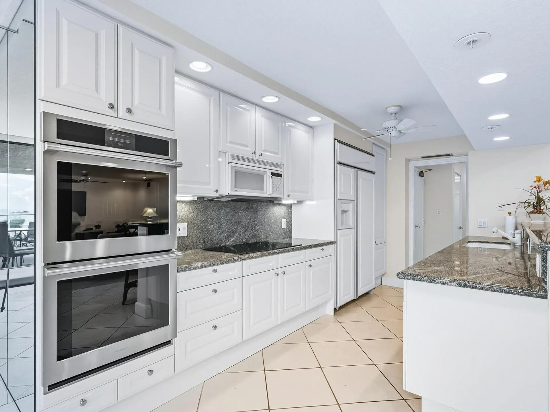 1511 Gulf Of Mexico Drive Longboat Key FL 34228