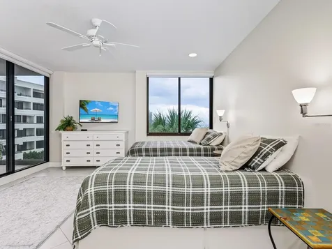1511 Gulf Of Mexico Drive Longboat Key FL 34228