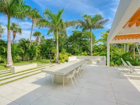 1511 Gulf Of Mexico Drive Longboat Key FL 34228