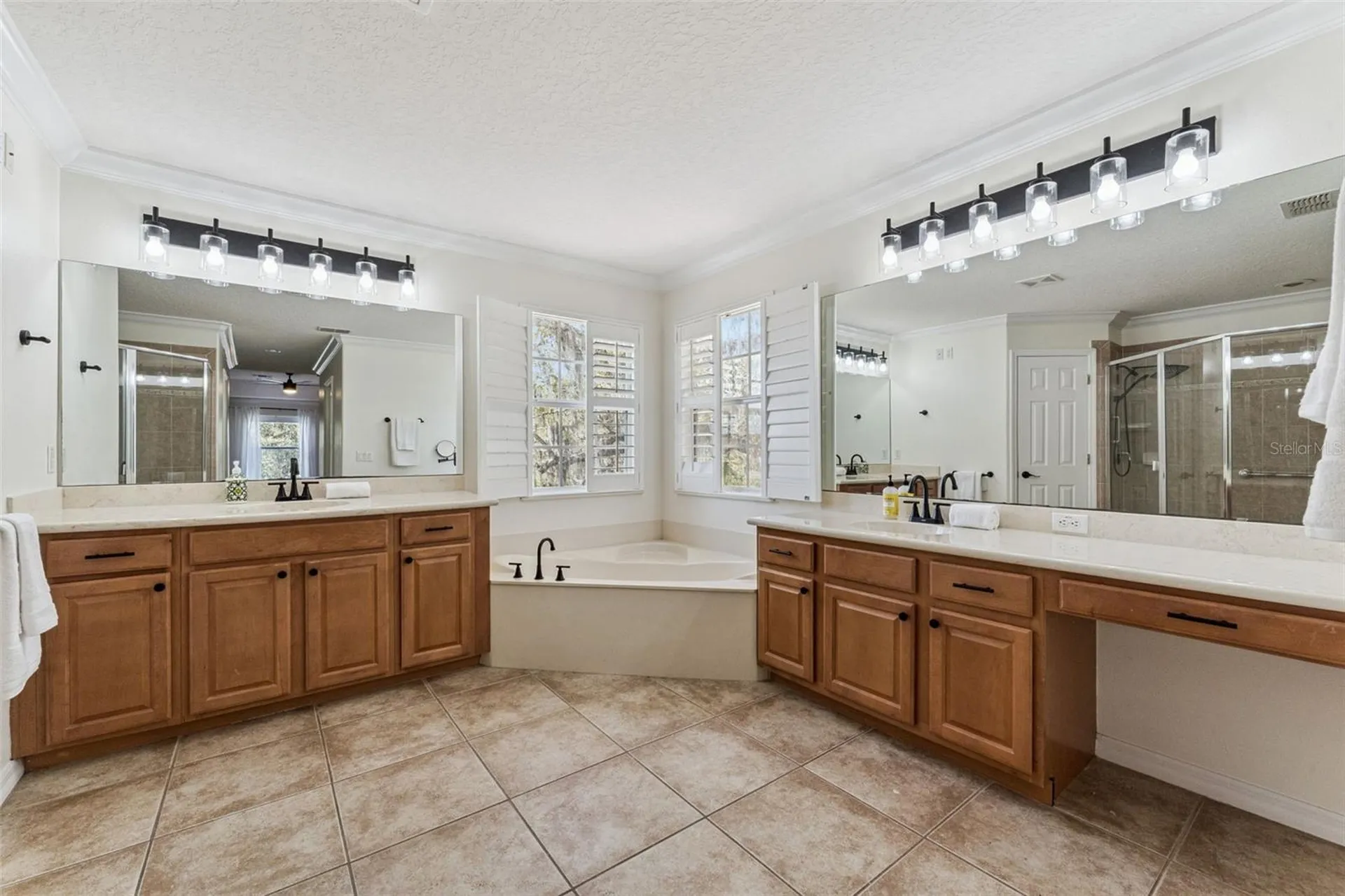 10033 Wittenberg Way Orlando FL 32832