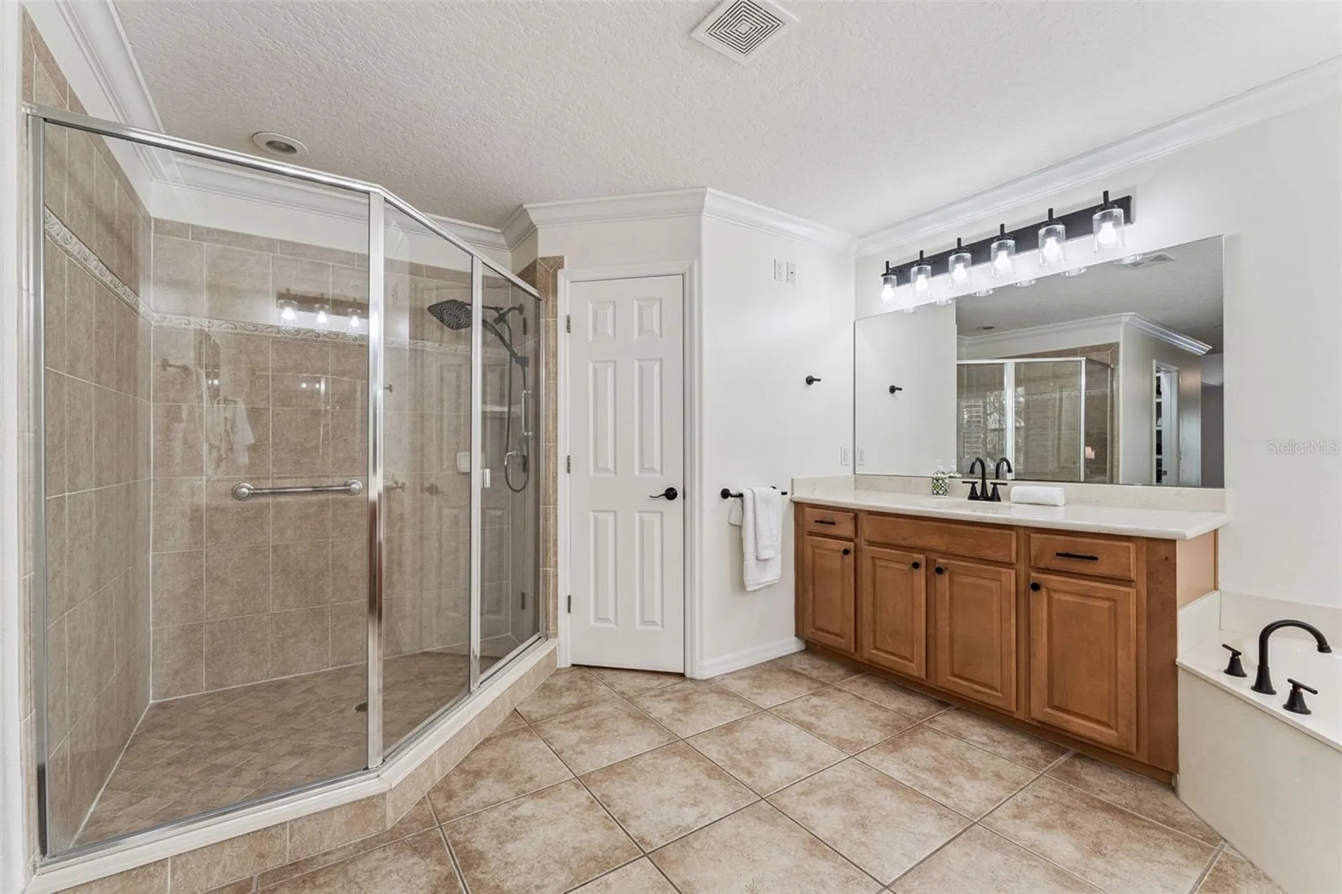 10033 Wittenberg Way Orlando FL 32832