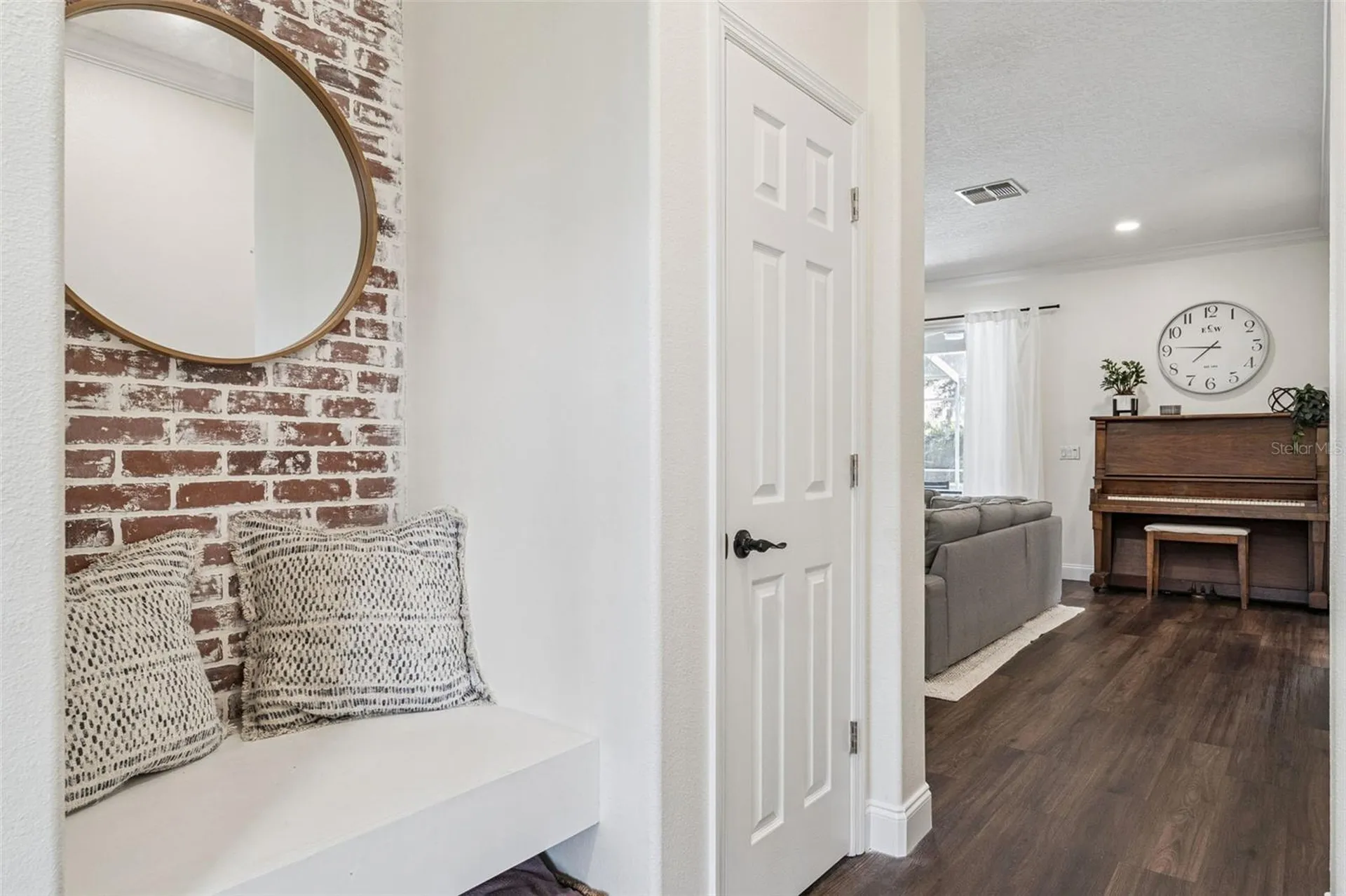 10033 Wittenberg Way Orlando FL 32832