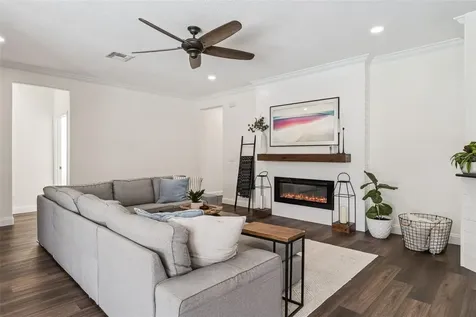 10033 Wittenberg Way Orlando FL 32832
