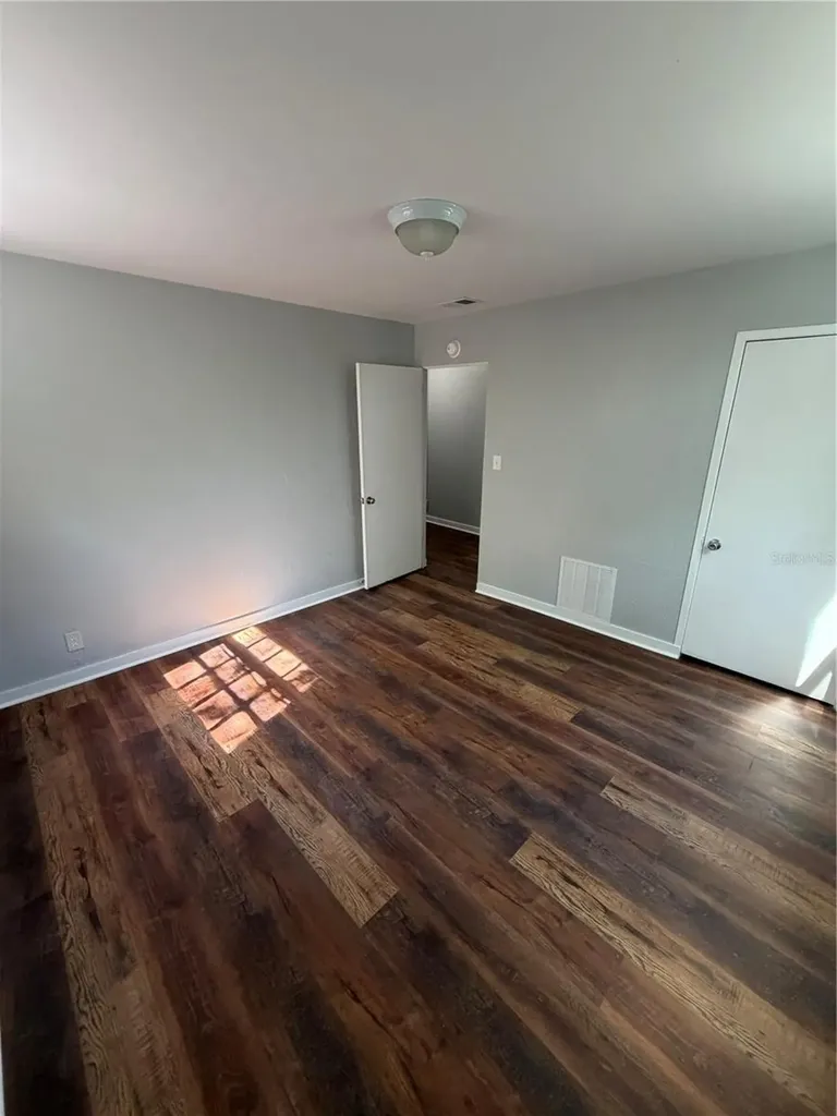 325 S Franklin Street Daytona Beach FL 32114