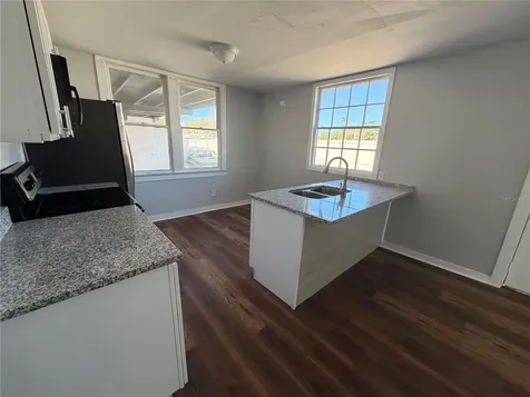 325 S Franklin Street Daytona Beach FL 32114