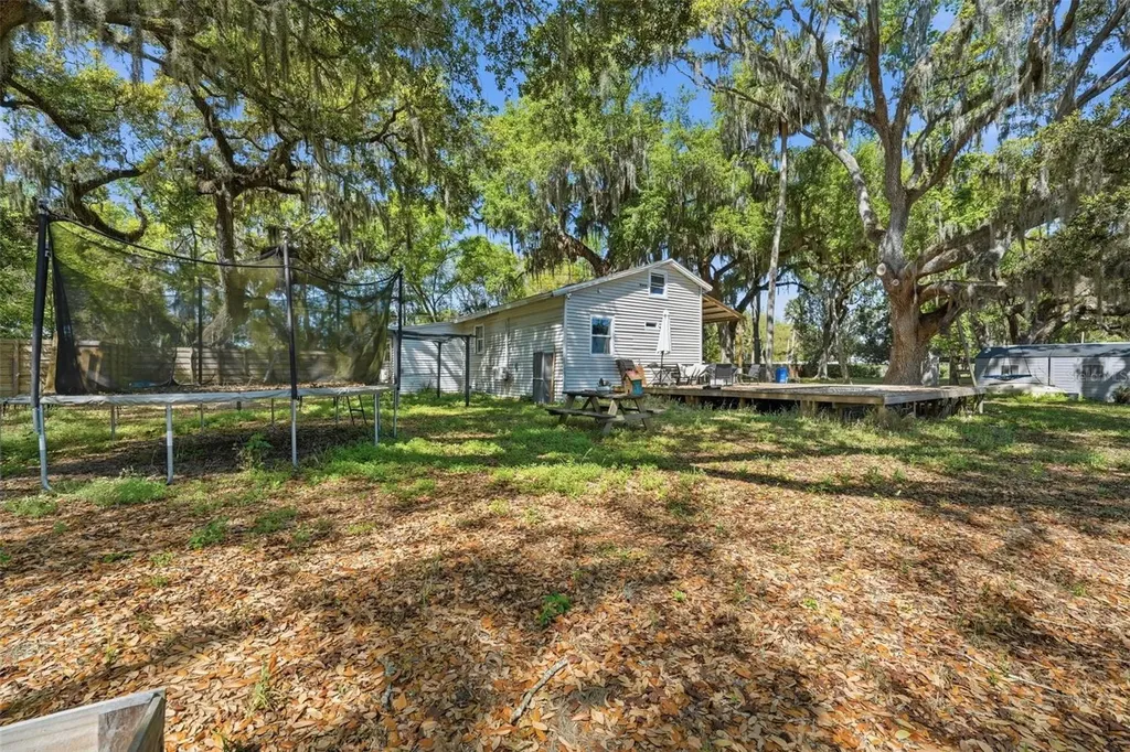 36104 Emeralda Avenue Leesburg FL 34788