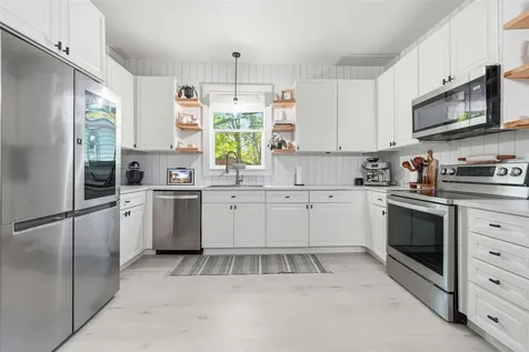 36104 Emeralda Avenue Leesburg FL 34788