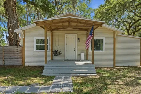36104 Emeralda Avenue Leesburg FL 34788