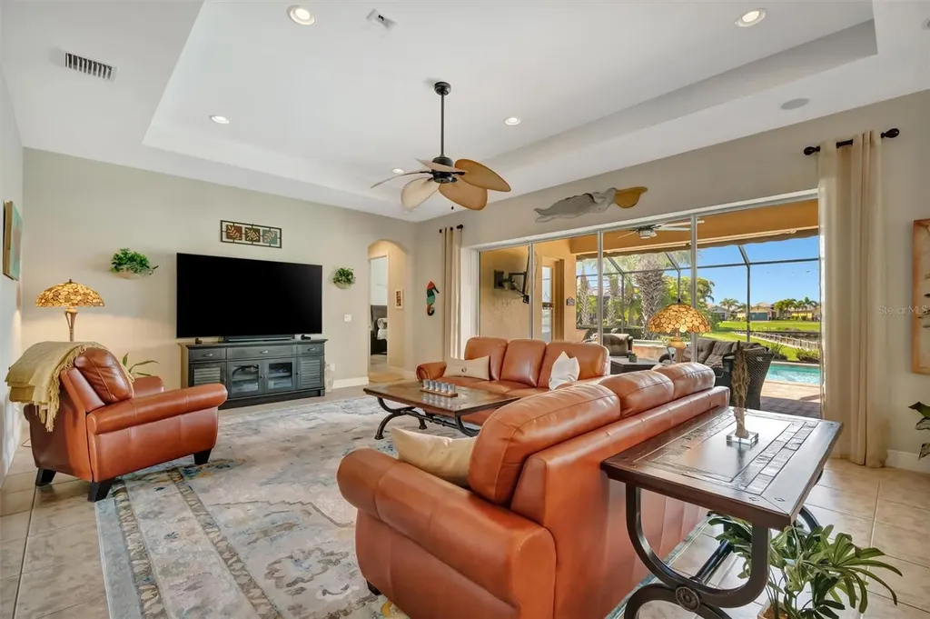 1022 Kestrel Court Bradenton FL 34208