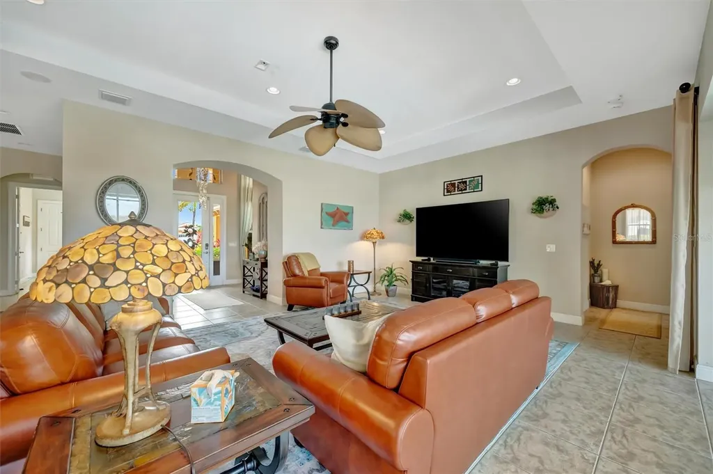 1022 Kestrel Court Bradenton FL 34208