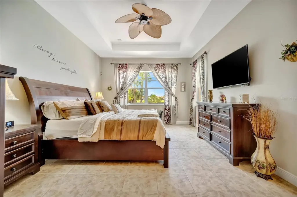 1022 Kestrel Court Bradenton FL 34208