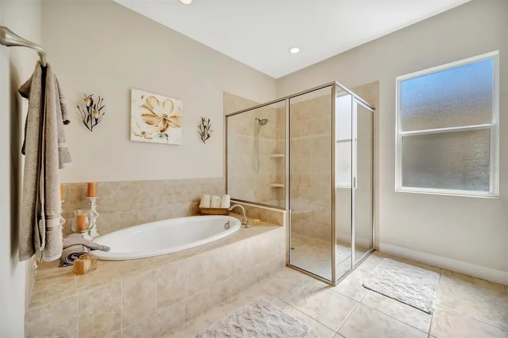 1022 Kestrel Court Bradenton FL 34208