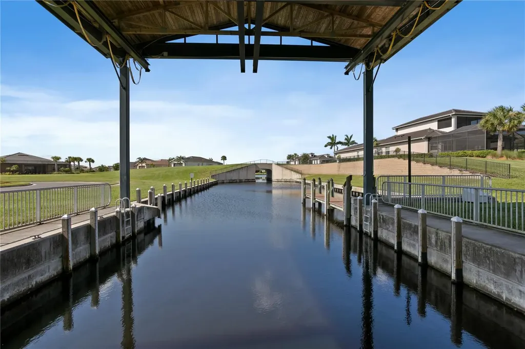 1022 Kestrel Court Bradenton FL 34208