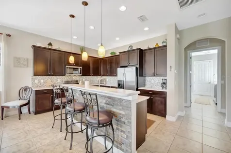 1022 Kestrel Court Bradenton FL 34208
