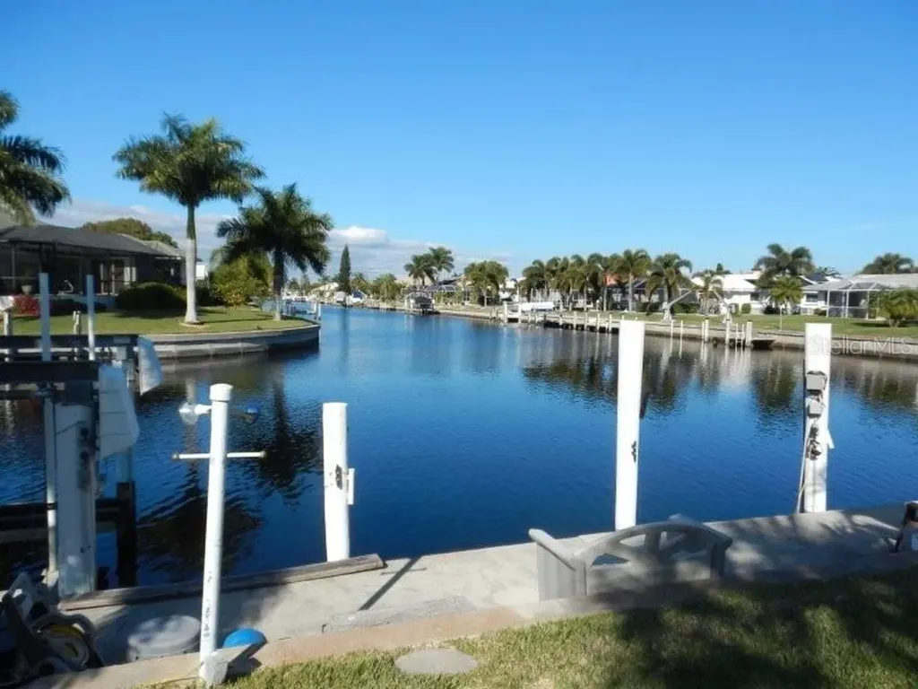 1980 Aqui Esta Drive Punta Gorda FL 33950