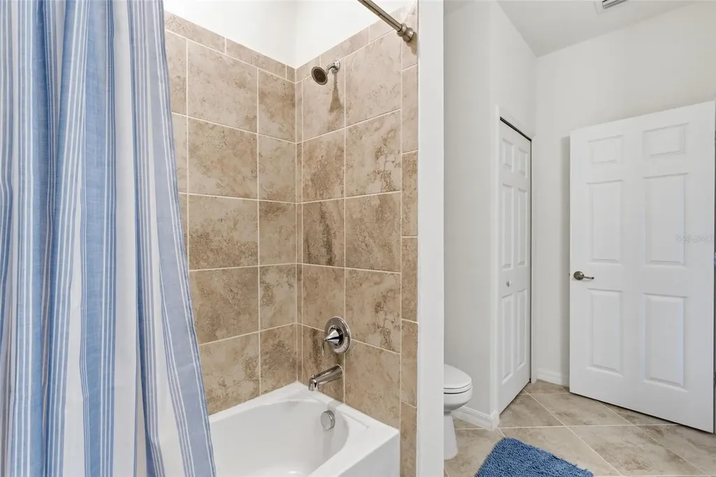 20333 Lagente Circle Venice FL 34293