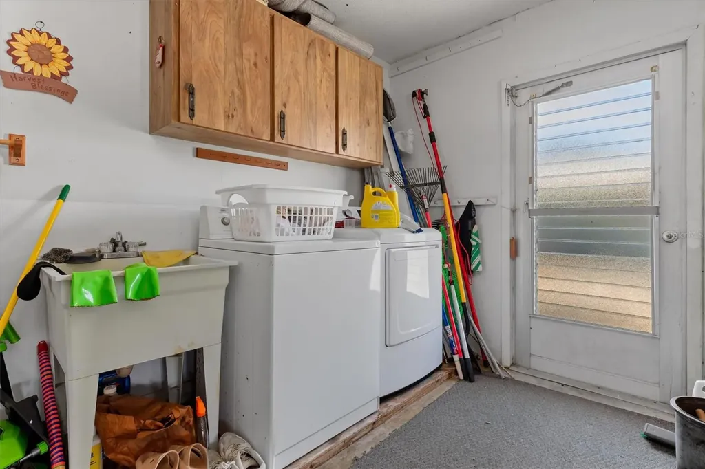 109 Peckham Street SE Port Charlotte FL 33952