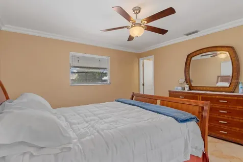 109 Peckham Street SE Port Charlotte FL 33952