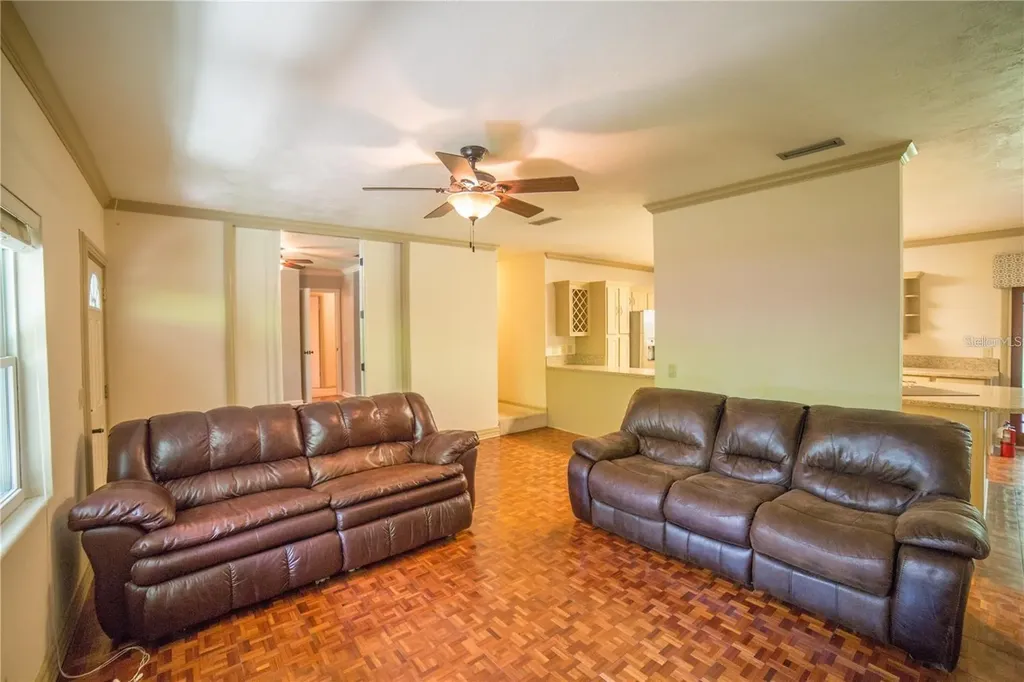 1009 NW 39th Drive Gainesville FL 32605