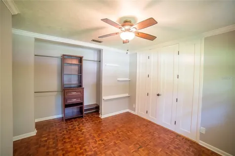 1009 NW 39th Drive Gainesville FL 32605