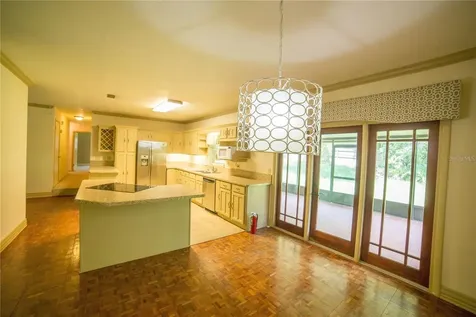 1009 NW 39th Drive Gainesville FL 32605