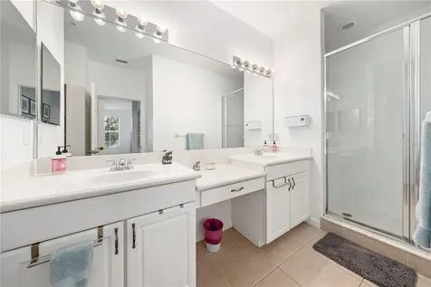4392 Wardell Place Orlando FL 32814
