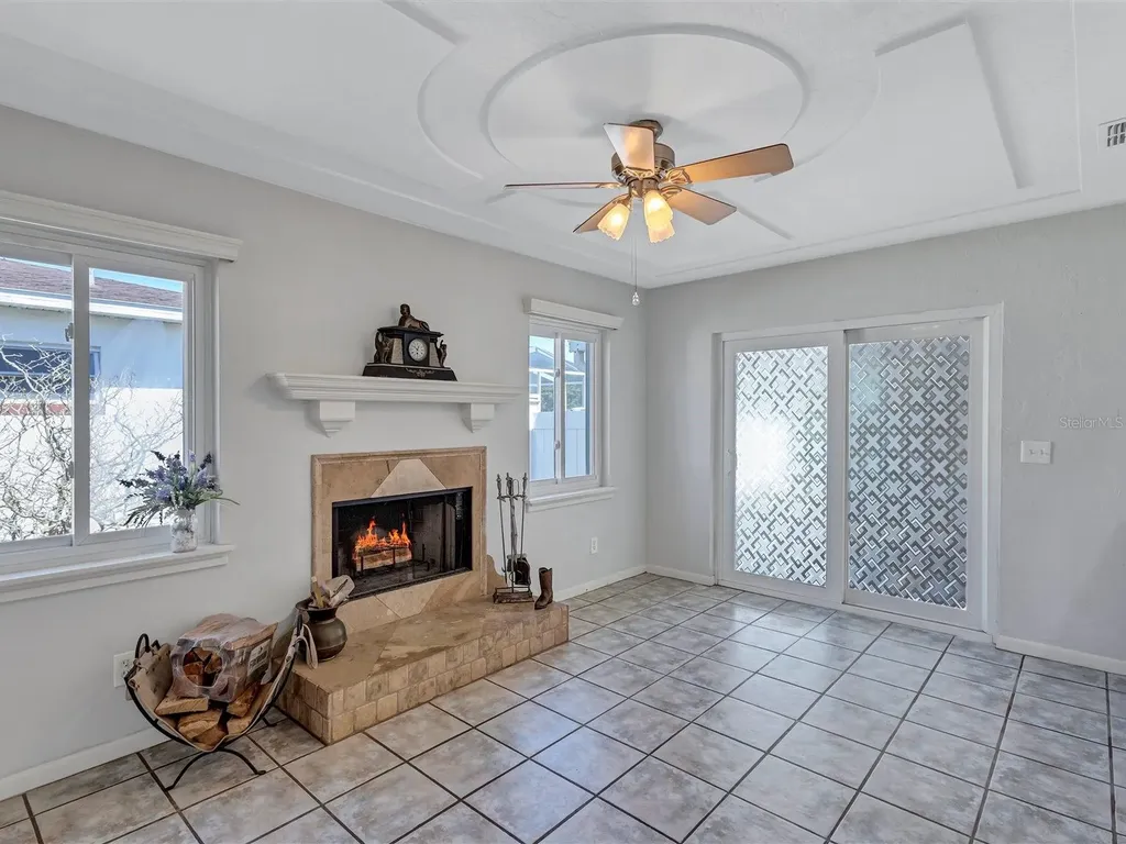4451 14th Avenue N St Petersburg FL 33713