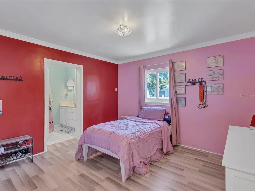 4451 14th Avenue N St Petersburg FL 33713