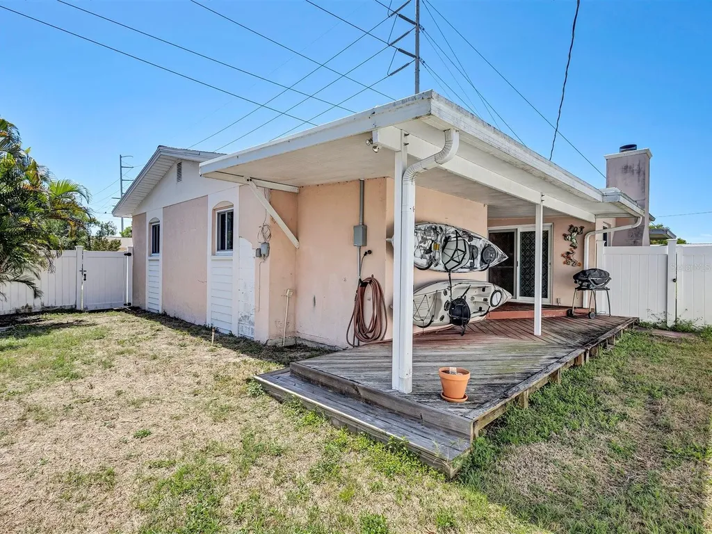 4451 14th Avenue N St Petersburg FL 33713