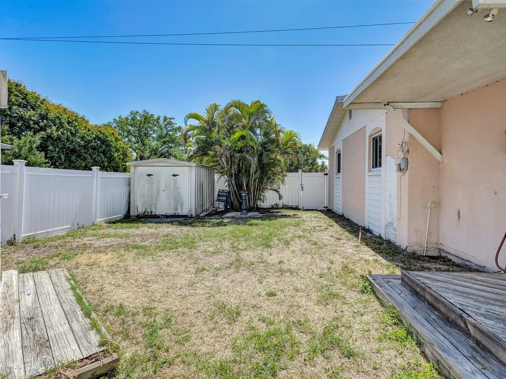 4451 14th Avenue N St Petersburg FL 33713