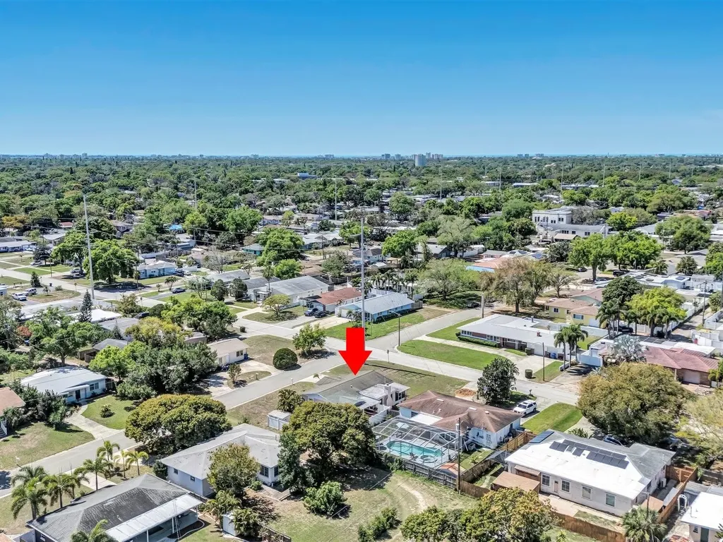 4451 14th Avenue N St Petersburg FL 33713