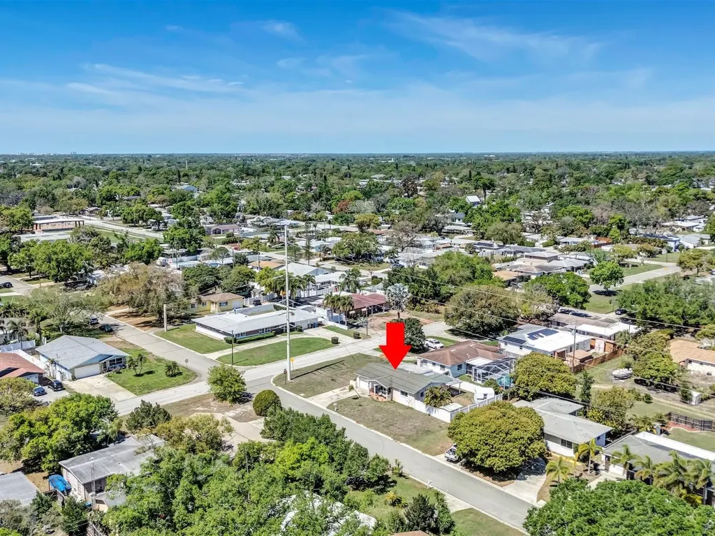 4451 14th Avenue N St Petersburg FL 33713