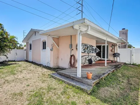 4451 14th Avenue N St Petersburg FL 33713