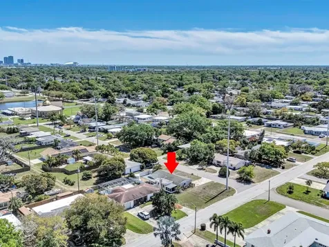 4451 14th Avenue N St Petersburg FL 33713