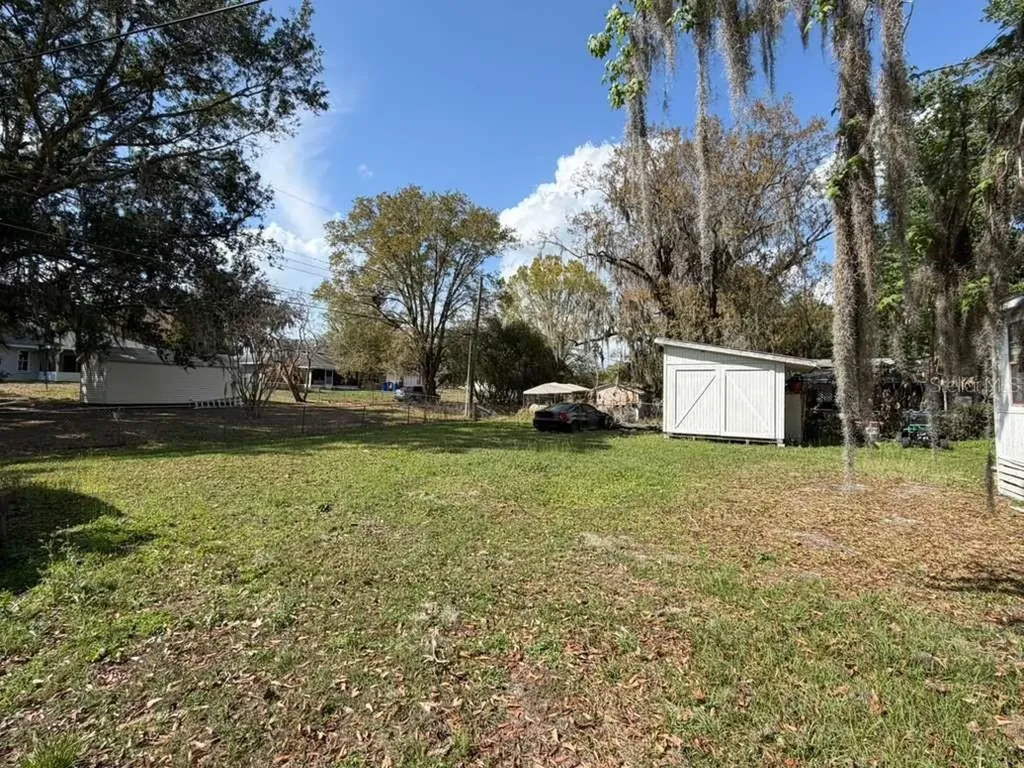 2412 Island Oaks W Lakeland FL 33805