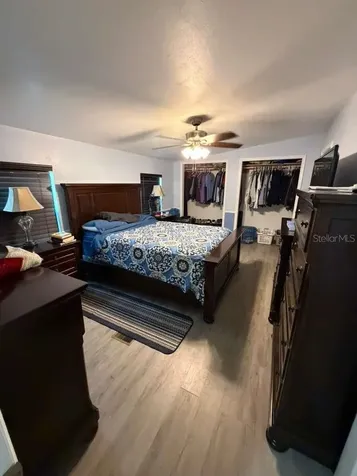 2412 Island Oaks W Lakeland FL 33805