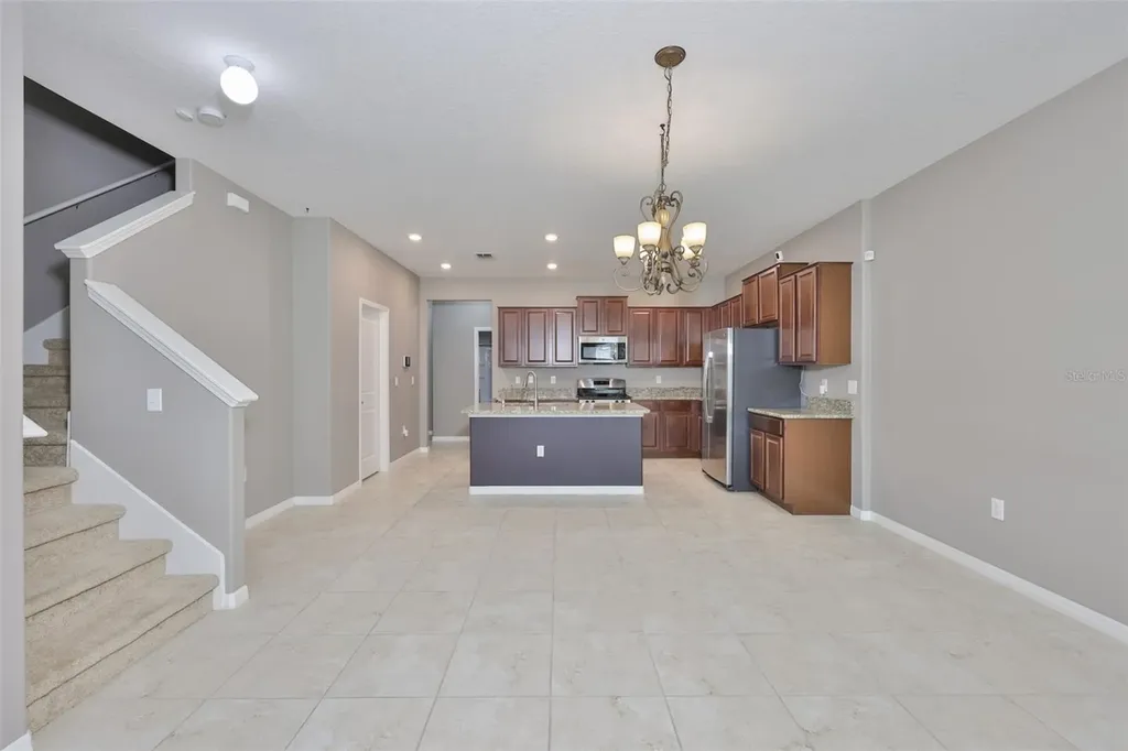 6330 Lantern View Place Apollo Beach FL 33572