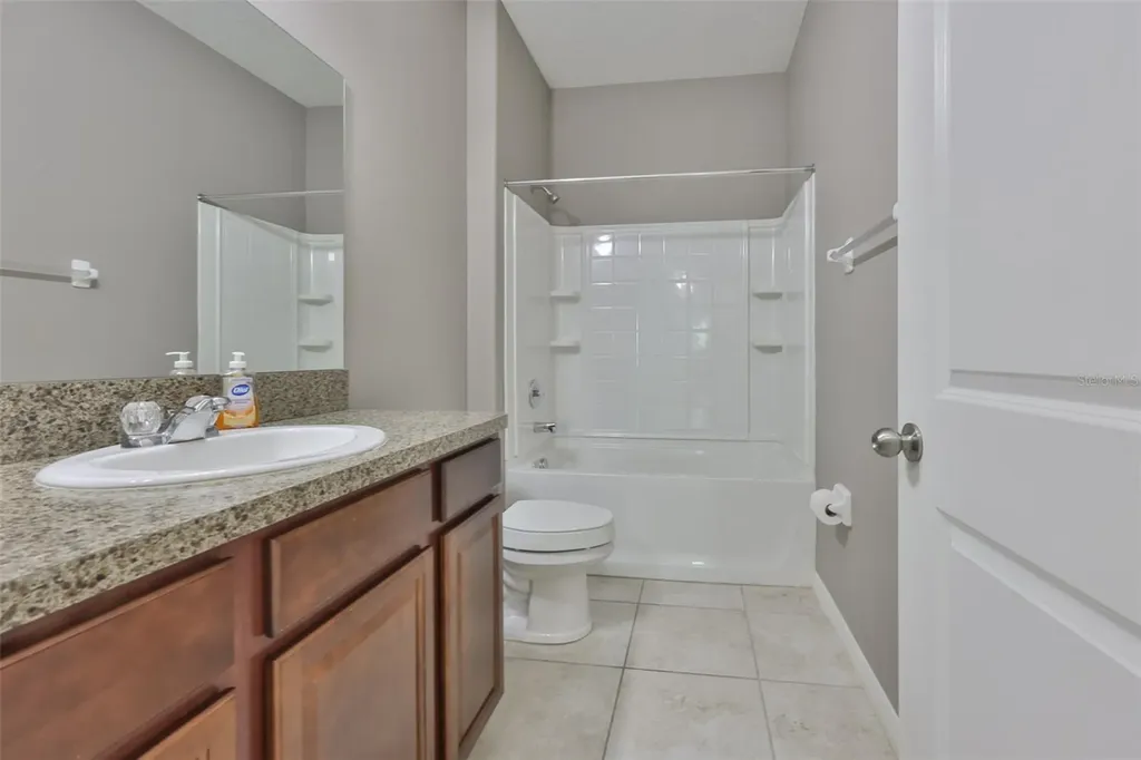 6330 Lantern View Place Apollo Beach FL 33572