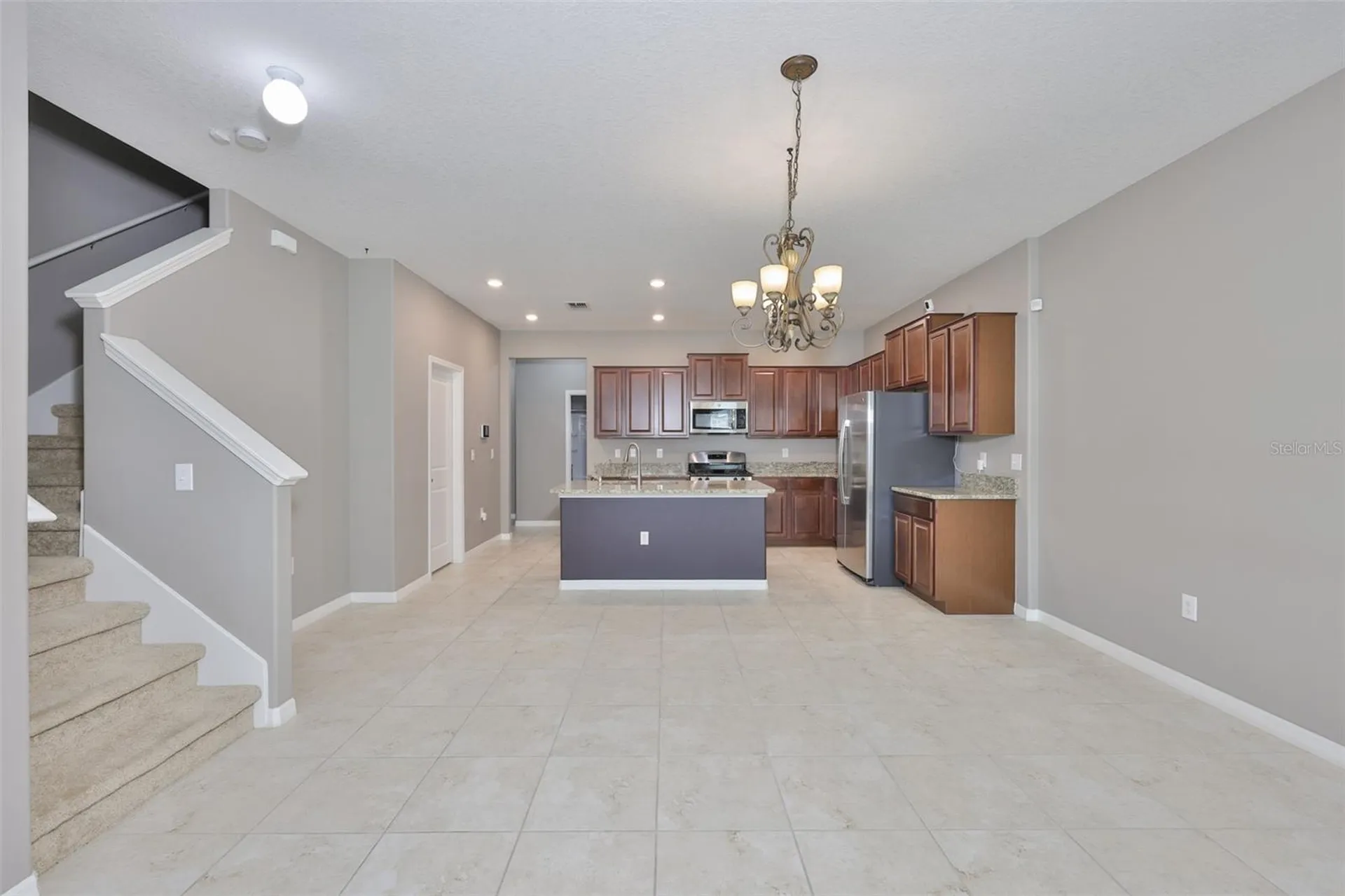 6330 Lantern View Place Apollo Beach FL 33572