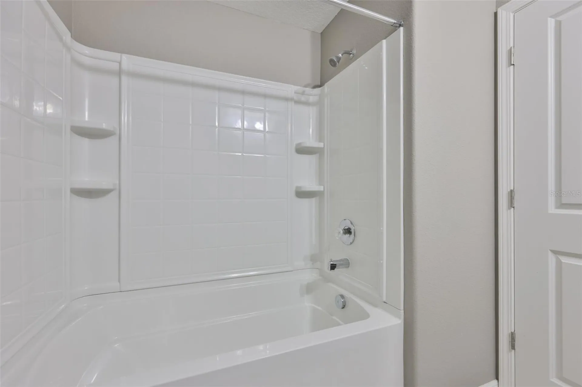 6330 Lantern View Place Apollo Beach FL 33572