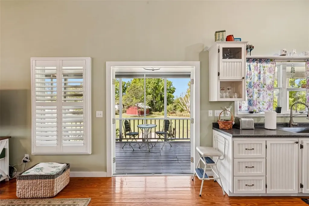 4213 Uncle Brack Avenue Ruskin FL 33570