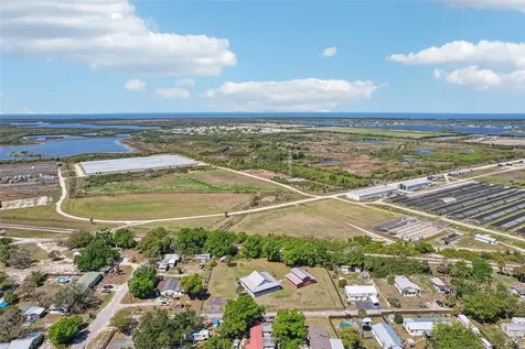4213 Uncle Brack Avenue Ruskin FL 33570