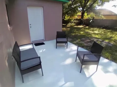 1523 Amaros Avenue Orlando FL 32811